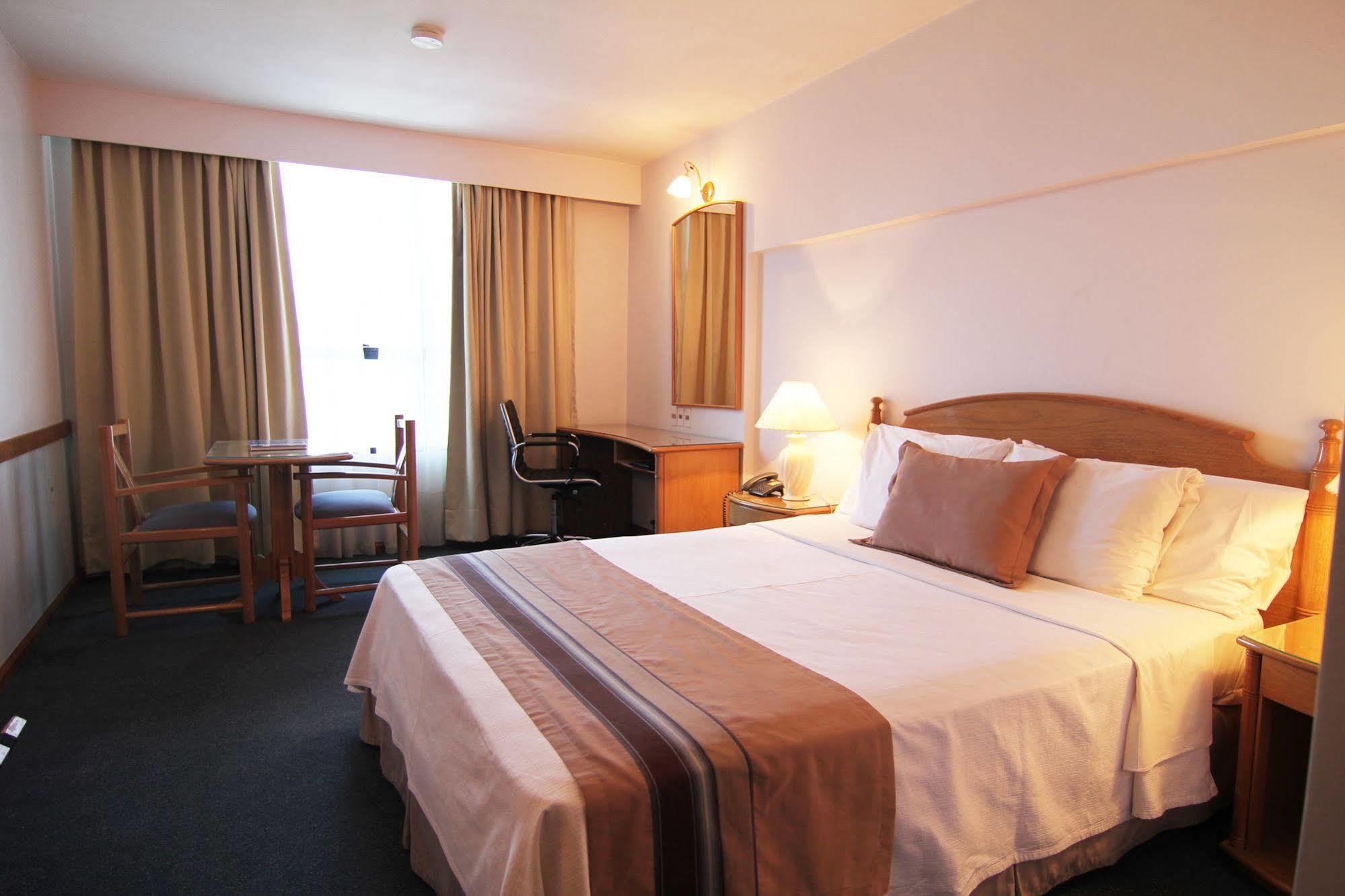 Crystal Palace Hotel Montevideo Eksteriør billede