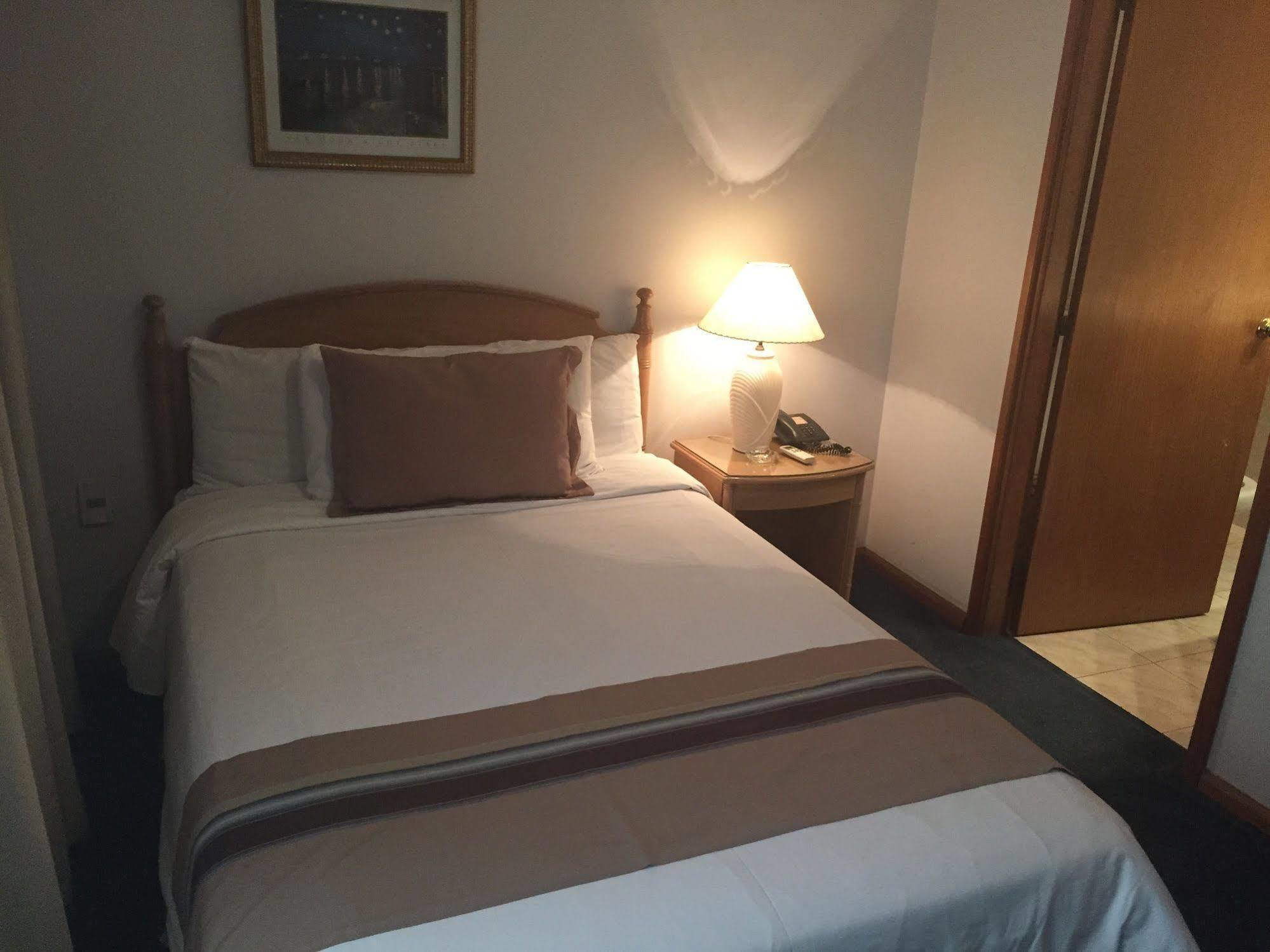 Crystal Palace Hotel Montevideo Eksteriør billede